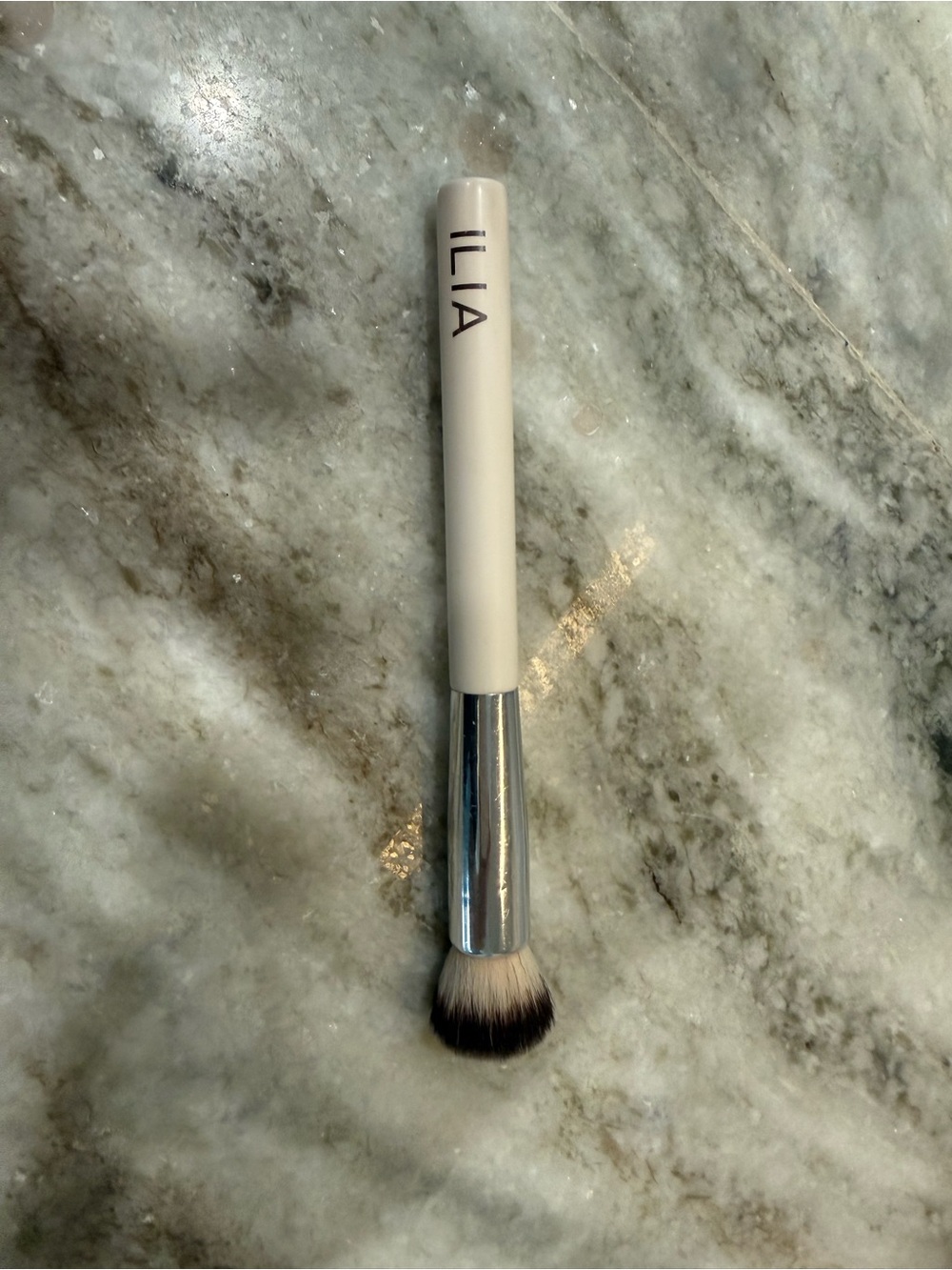ILIA Complexion Brush